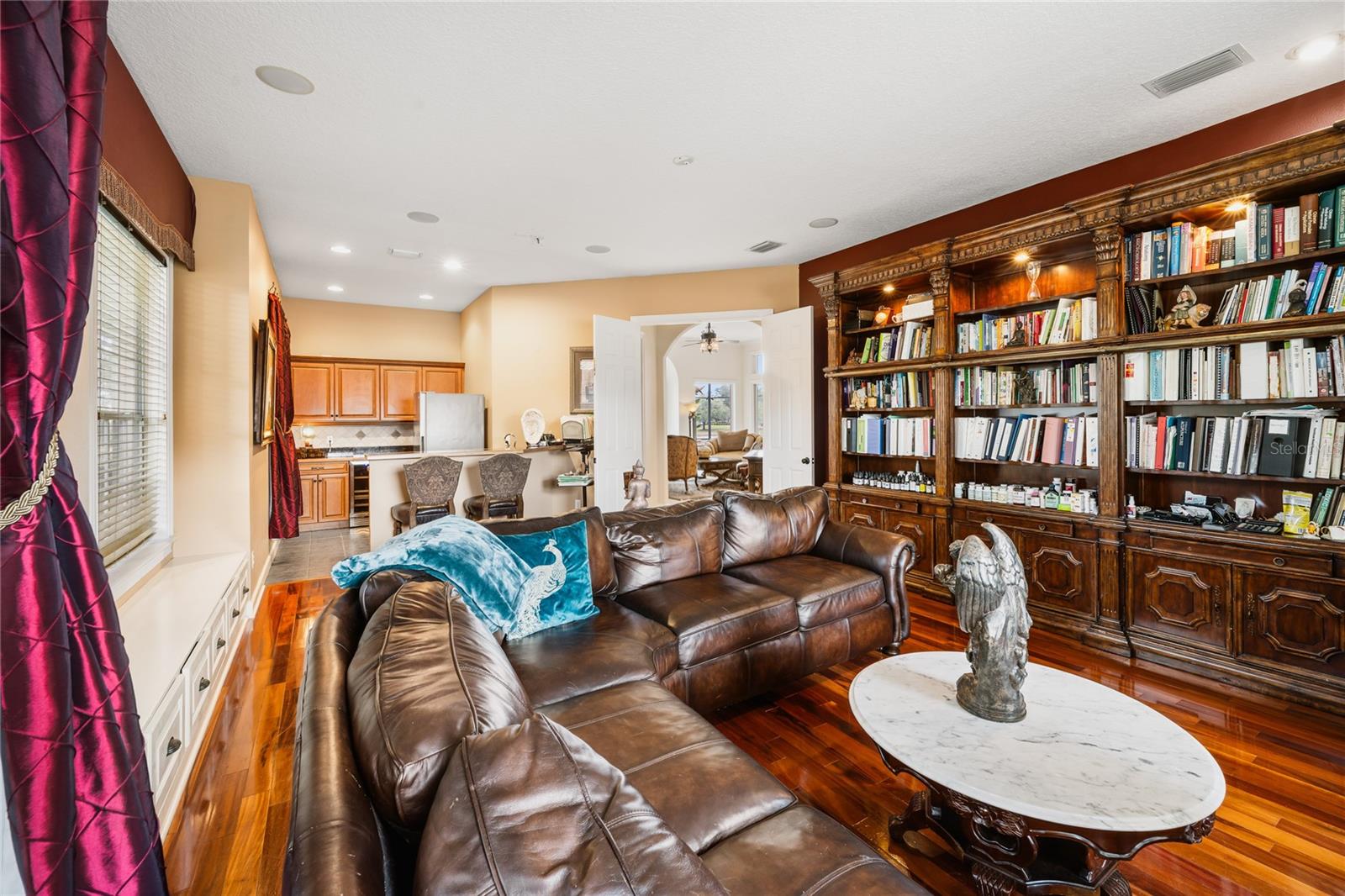 Image 20 of 81 For 7718 Flemingwood Court