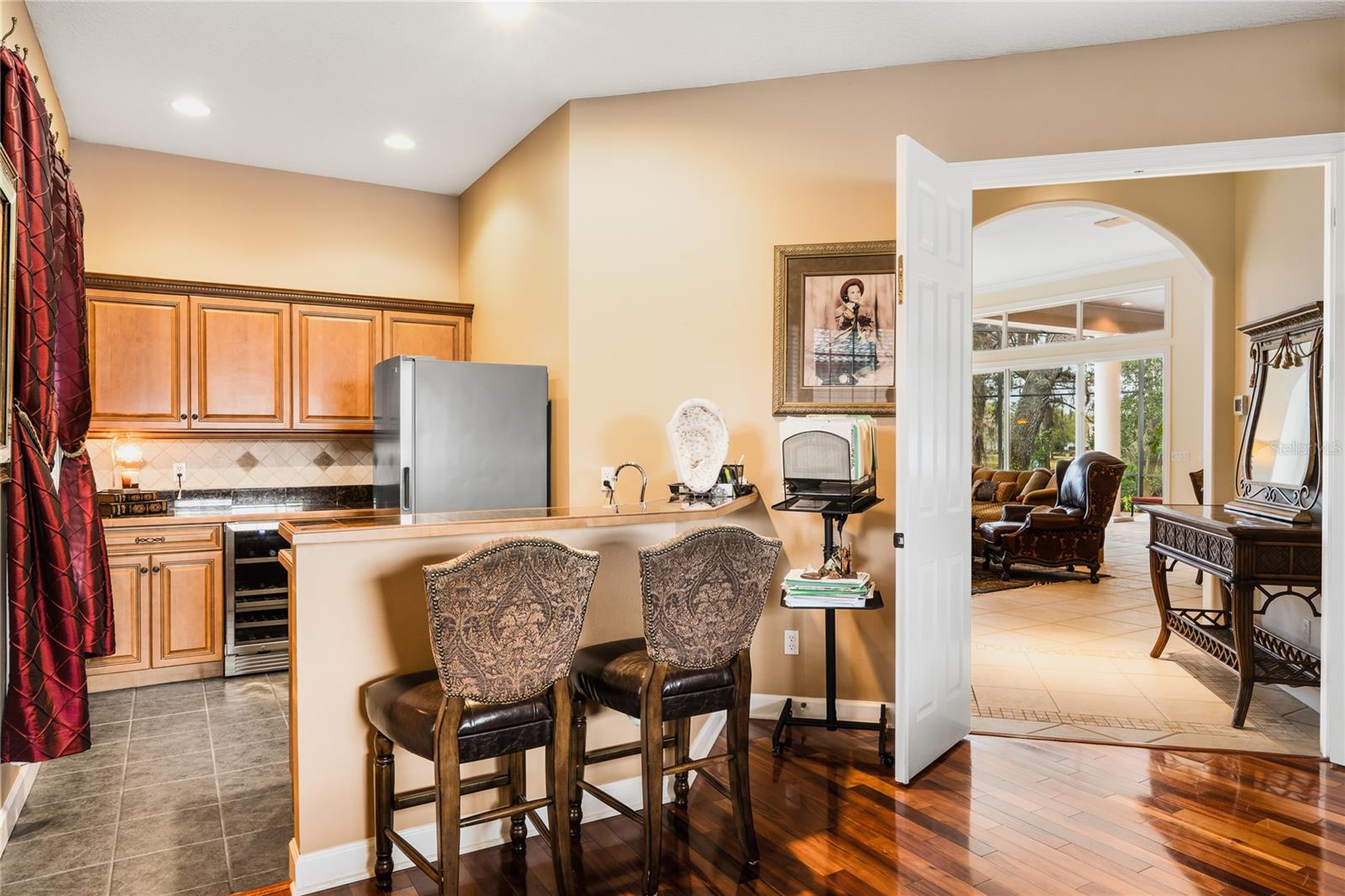 Image 22 of 81 For 7718 Flemingwood Court