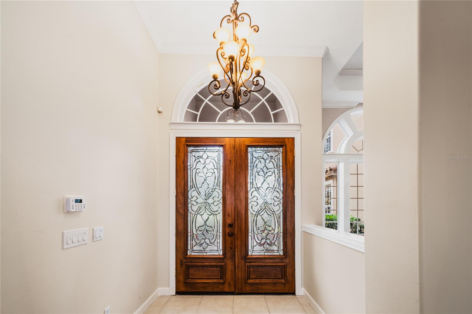 Image 3 of 81 For 7718 Flemingwood Court