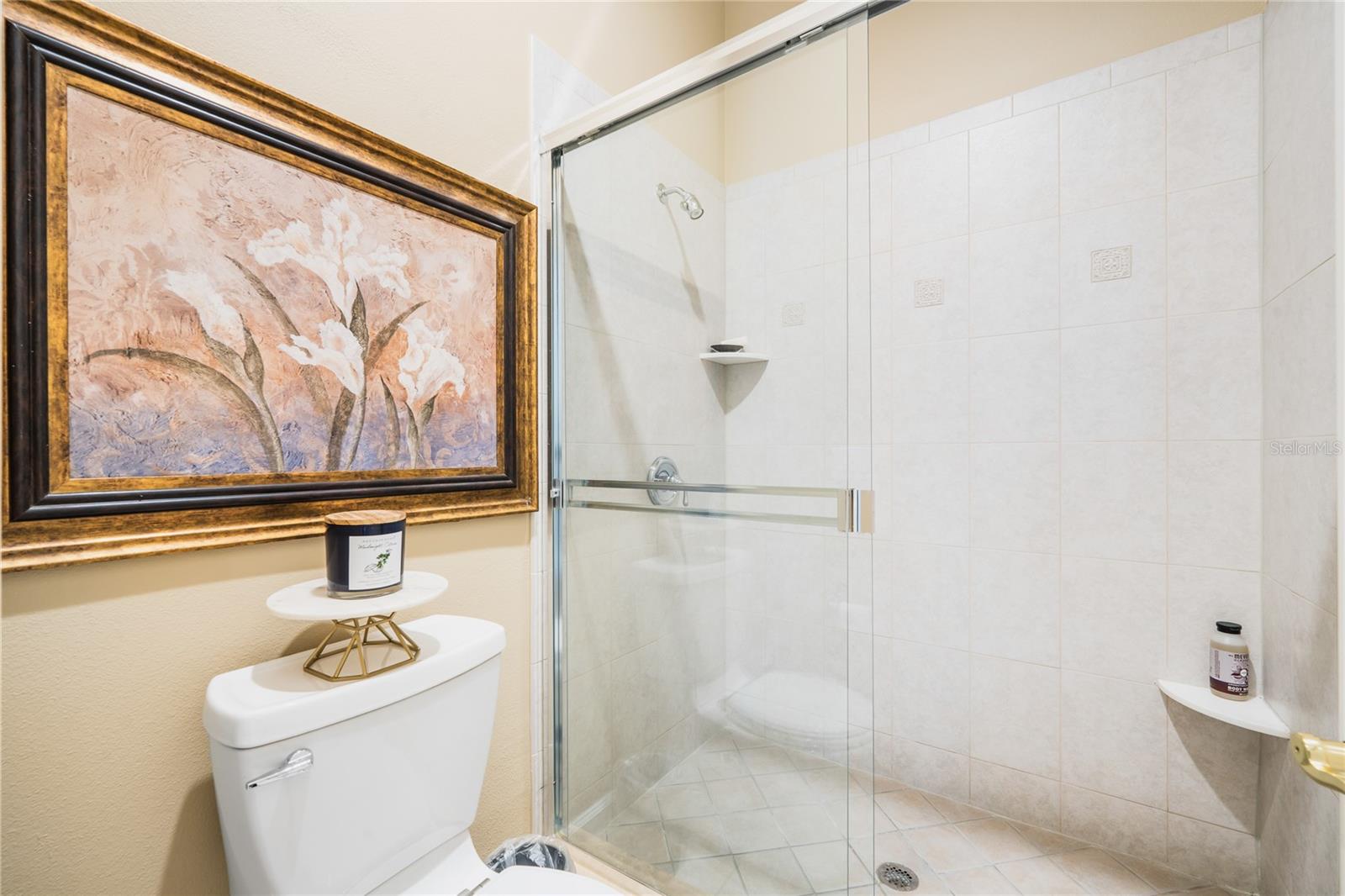 Image 40 of 81 For 7718 Flemingwood Court