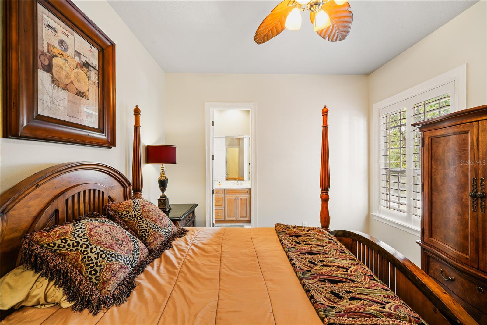 Image 41 of 81 For 7718 Flemingwood Court