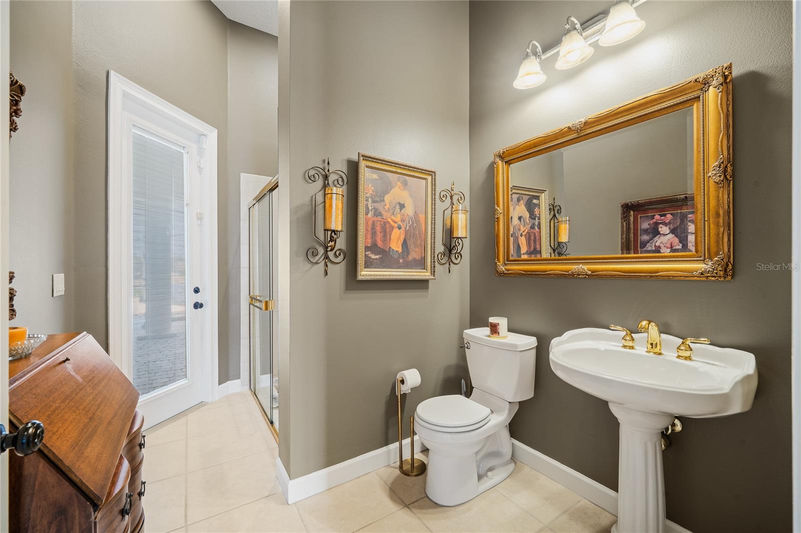 Image 54 of 81 For 7718 Flemingwood Court