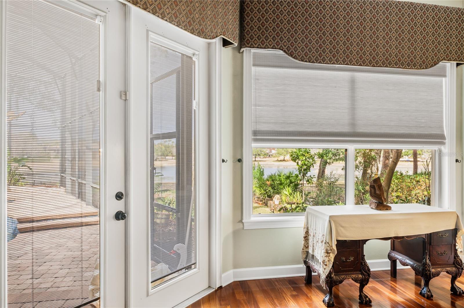 Image 55 of 81 For 7718 Flemingwood Court