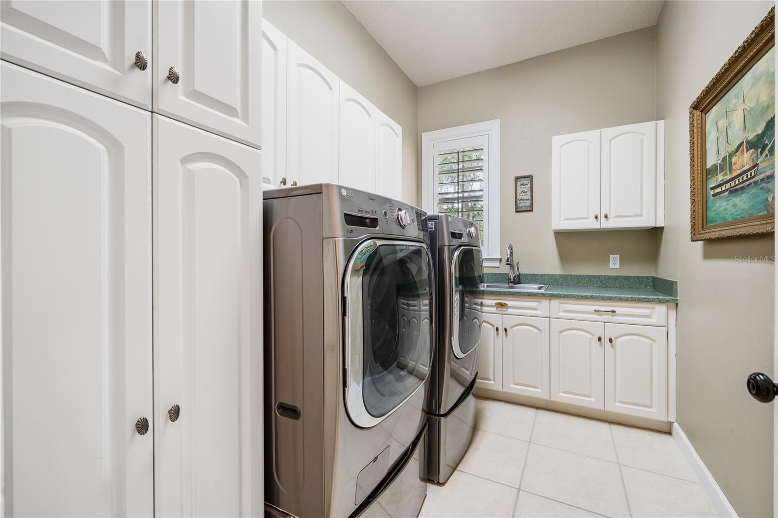 Image 56 of 81 For 7718 Flemingwood Court