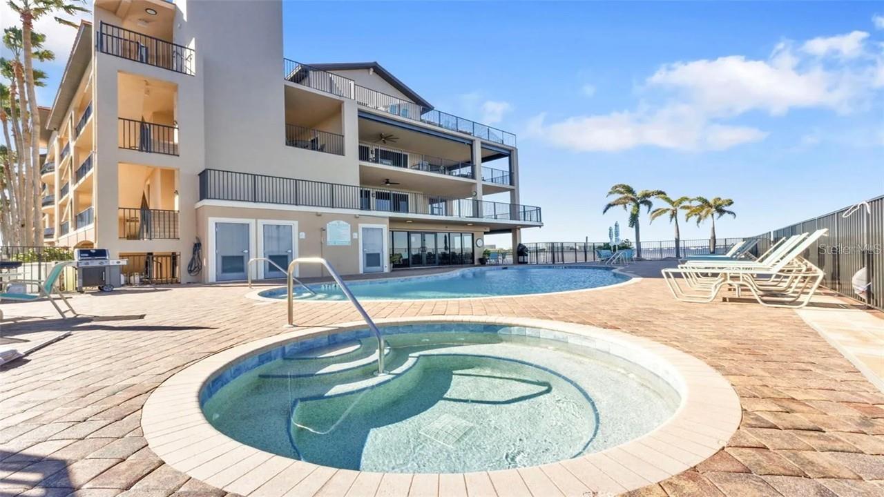 Image 24 of 85 For 900 Marion Avenue 1201