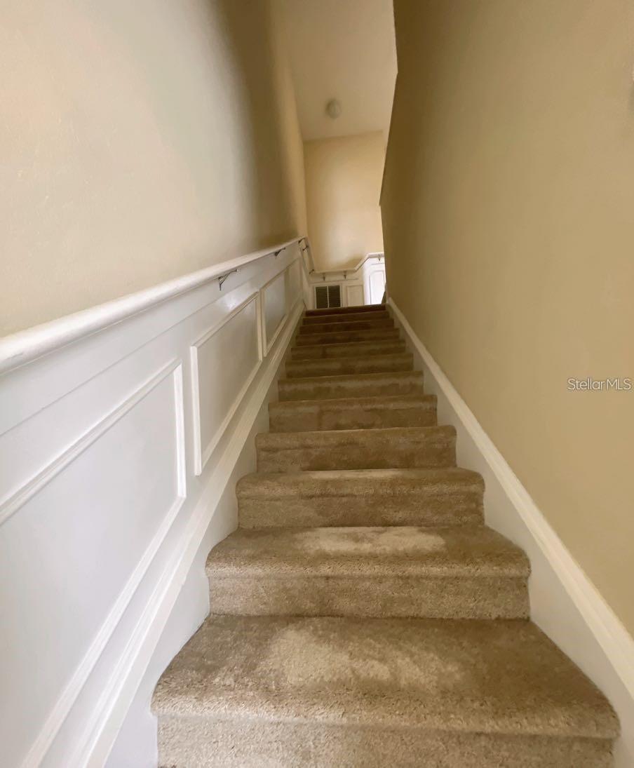 Image 4 of 21 For 8000 Cool Breeze Drive 105