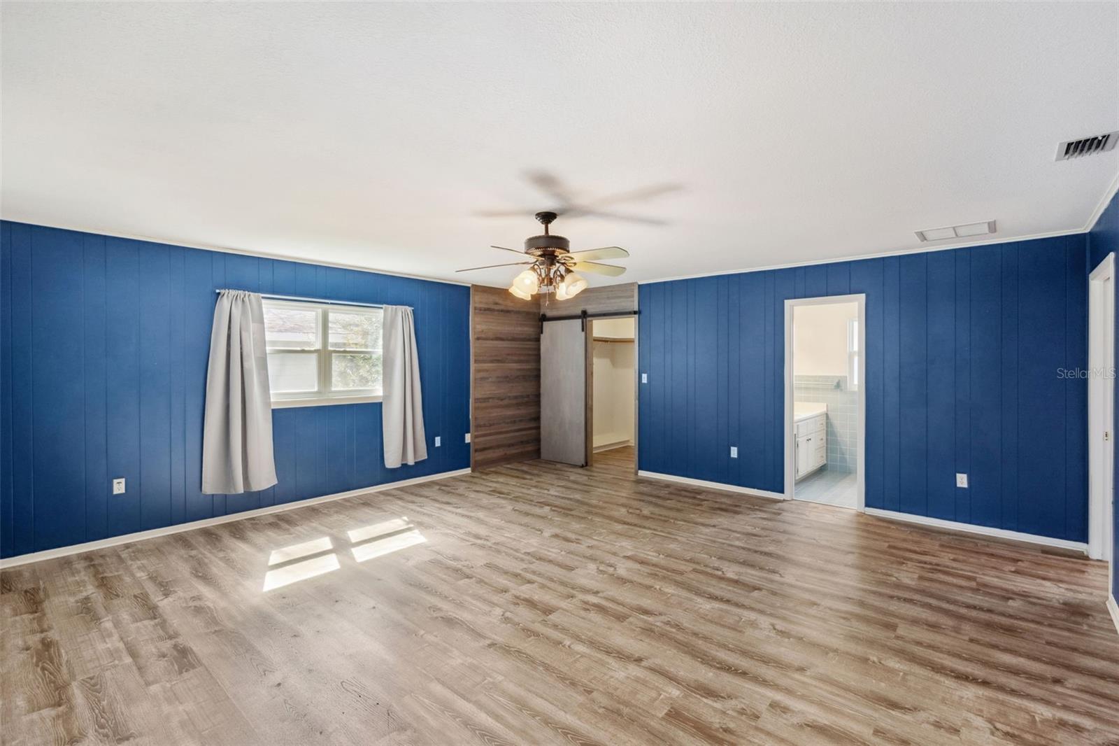 Image 12 of 25 For 822 Poinsettia Drive