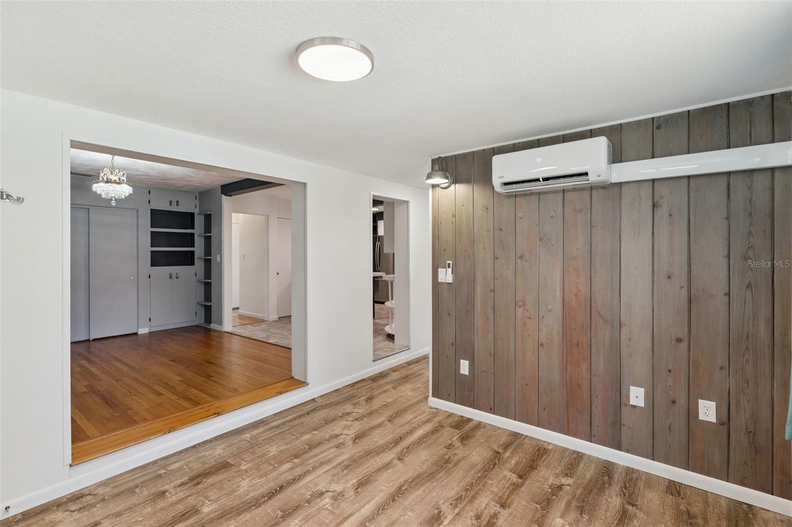 Image 6 of 25 For 822 Poinsettia Drive