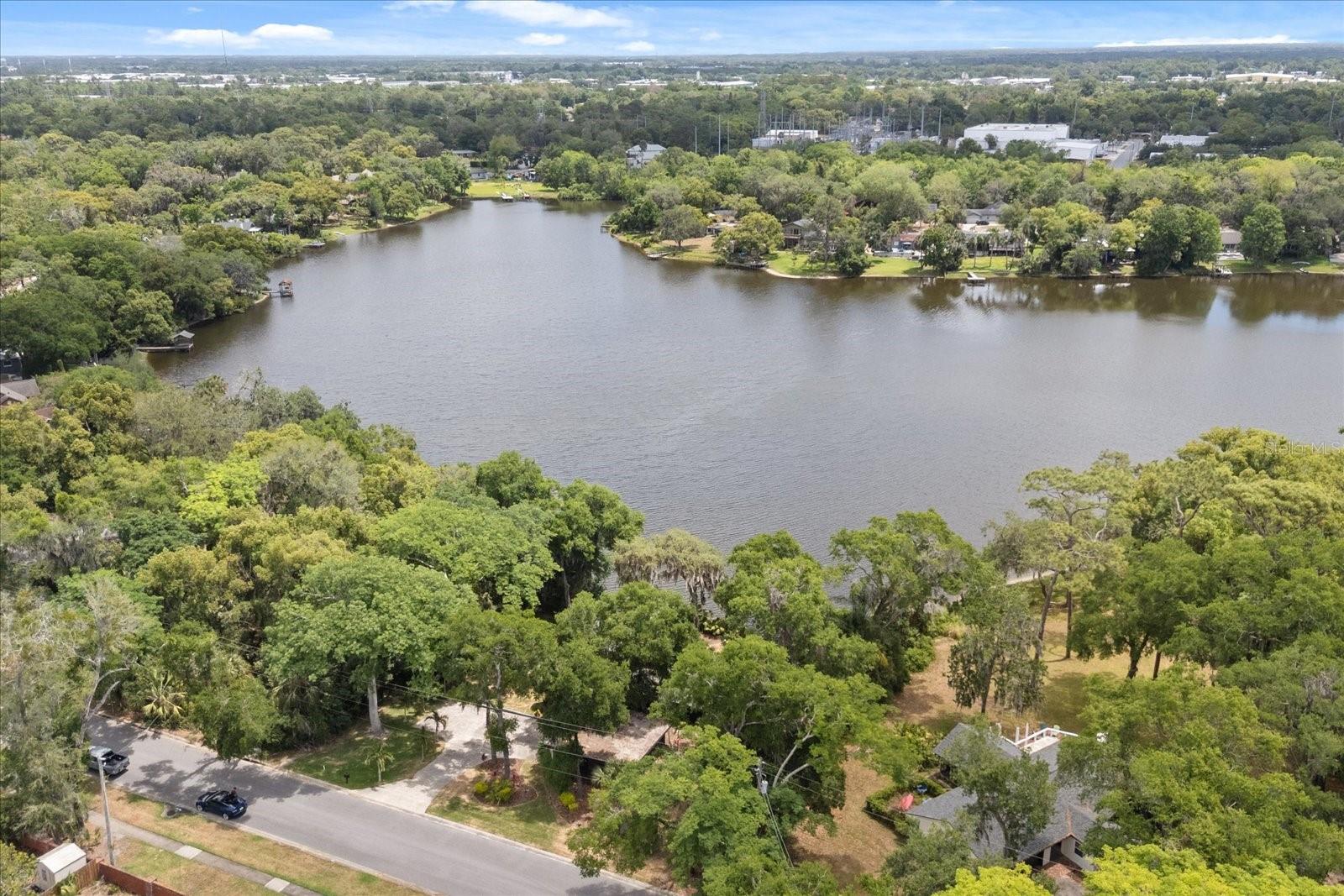 Image 2 of 42 For 613 Lake Avenue