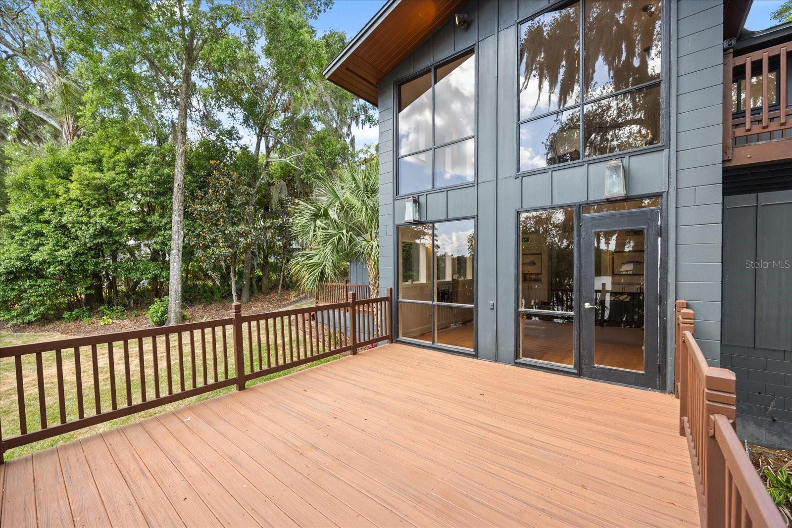 Image 29 of 42 For 613 Lake Avenue