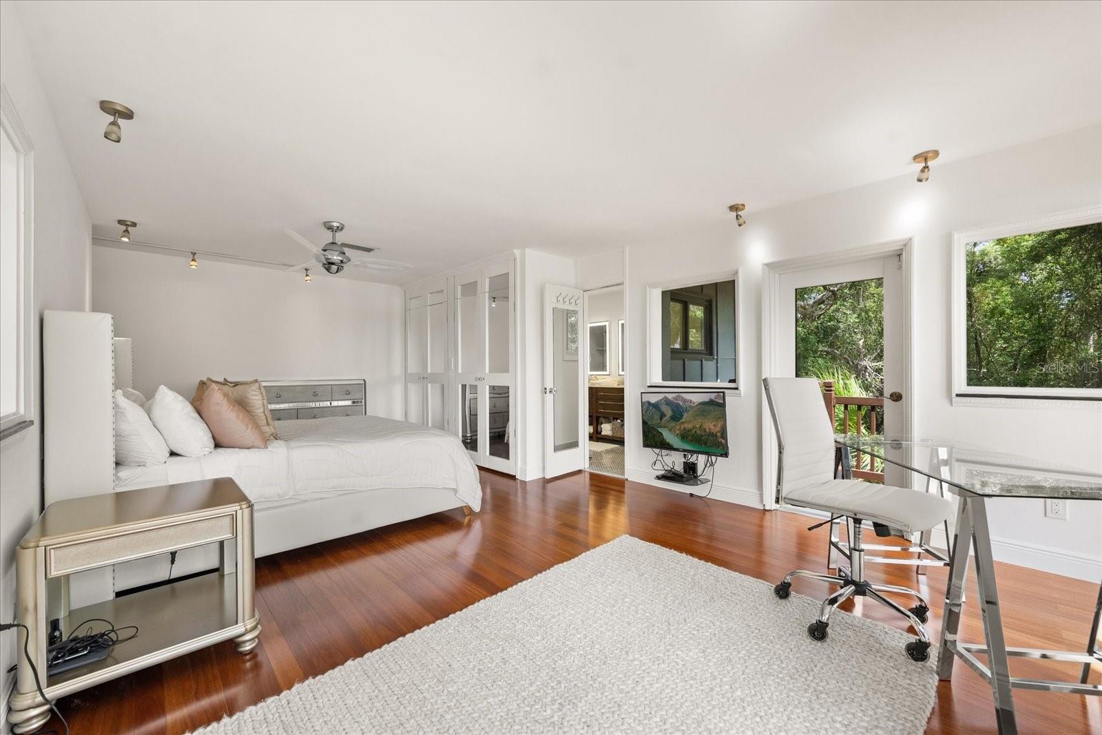 Image 3 of 42 For 613 Lake Avenue