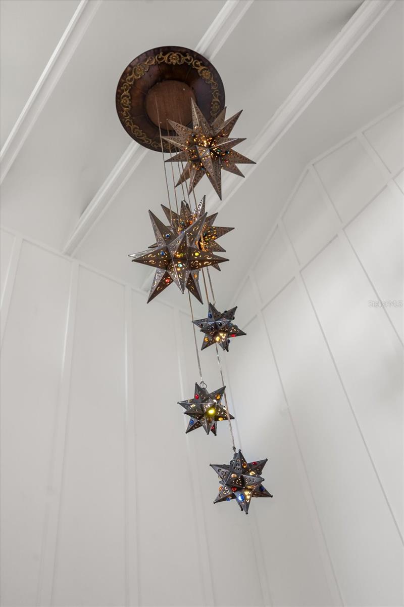 Image 5 of 42 For 613 Lake Avenue