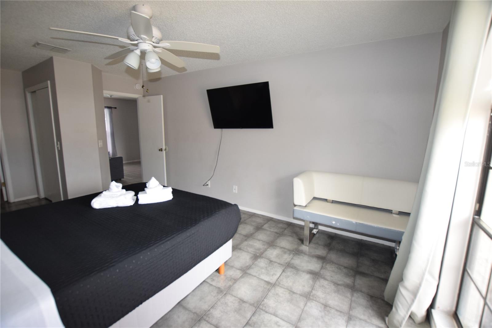 Image 22 of 38 For 7706 Indian Ridge Trail S