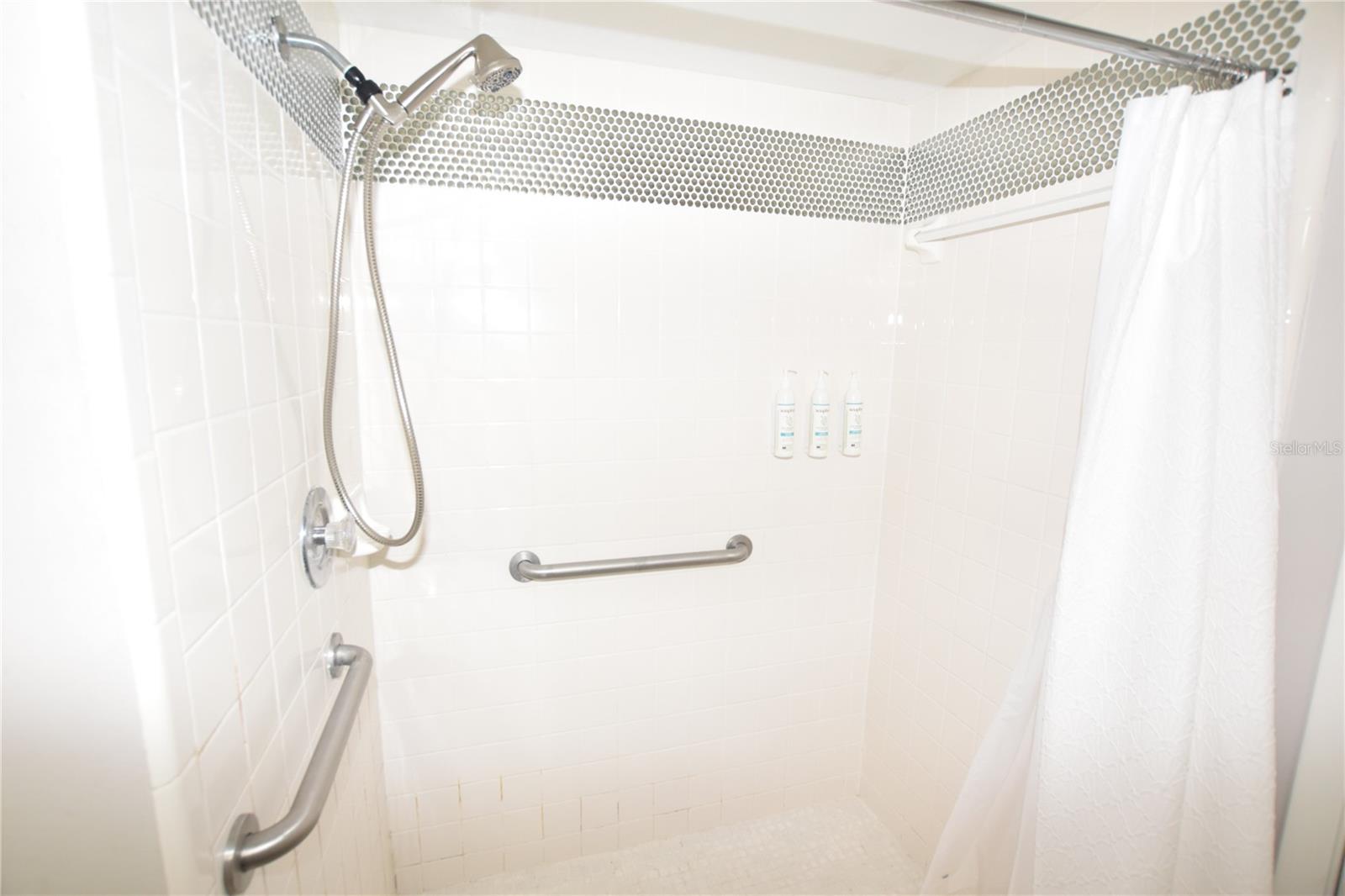 Image 25 of 38 For 7706 Indian Ridge Trail S