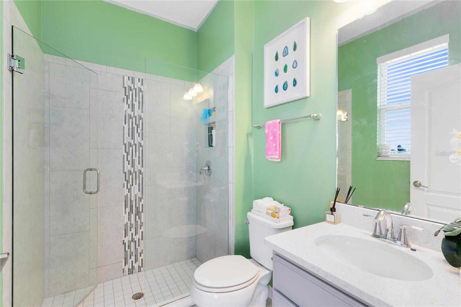 Image 19 of 40 For 12351 Northover Loop