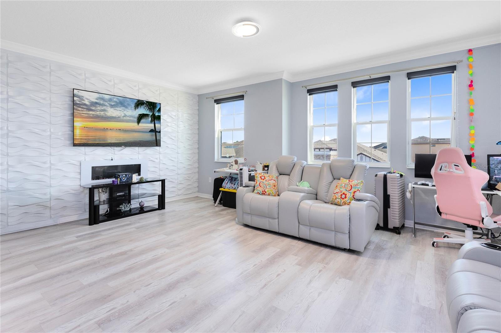 Image 22 of 40 For 12351 Northover Loop