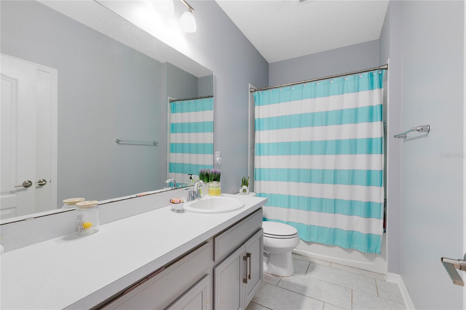 Image 30 of 40 For 12351 Northover Loop