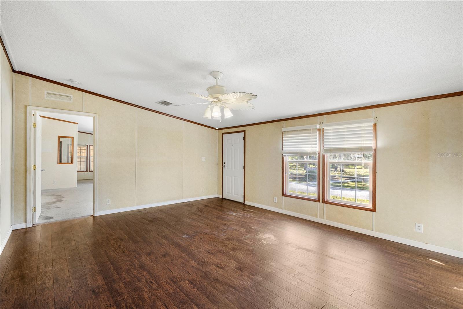 Image 13 of 49 For 32443 Memory Lane