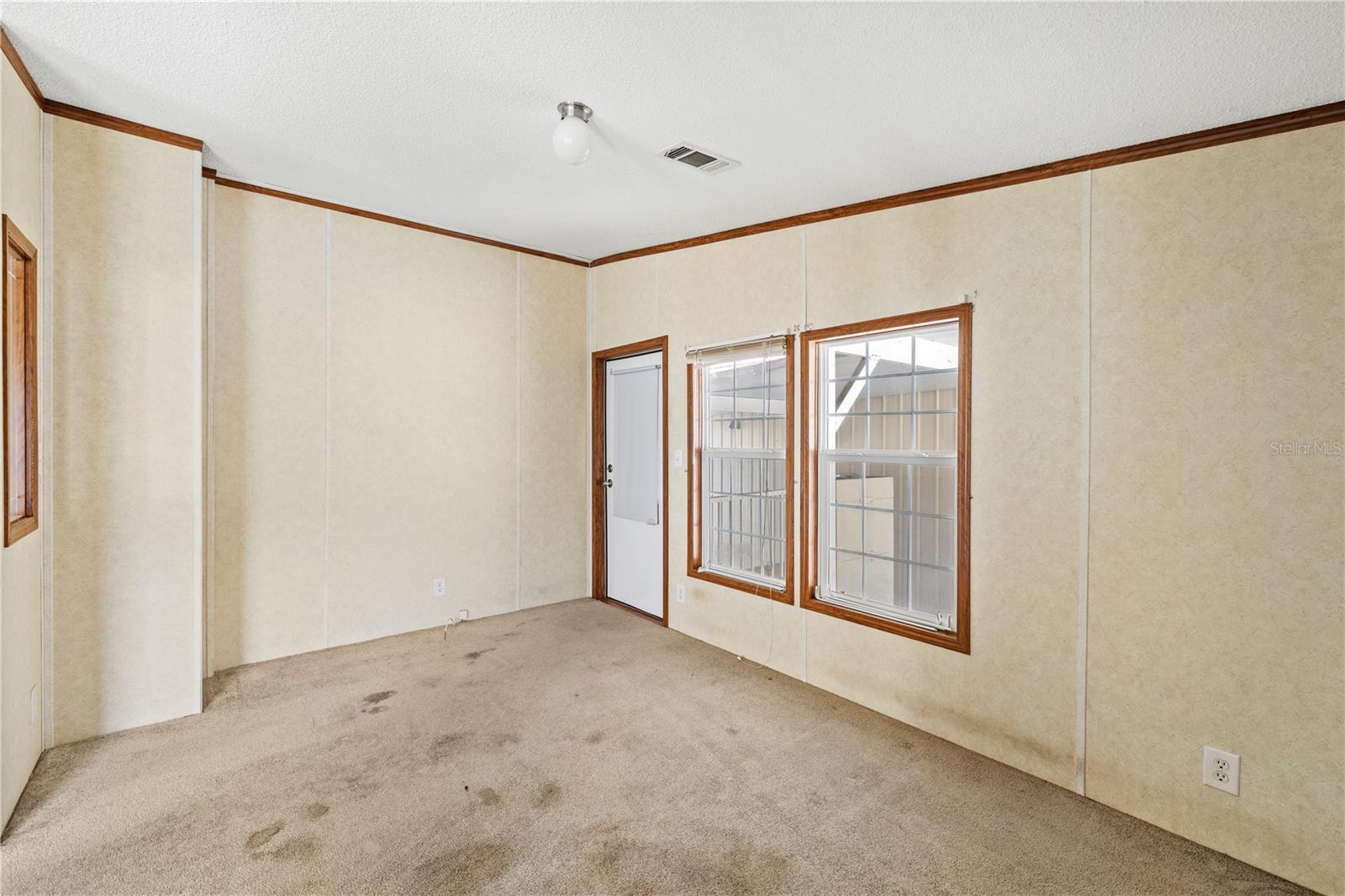 Image 18 of 49 For 32443 Memory Lane