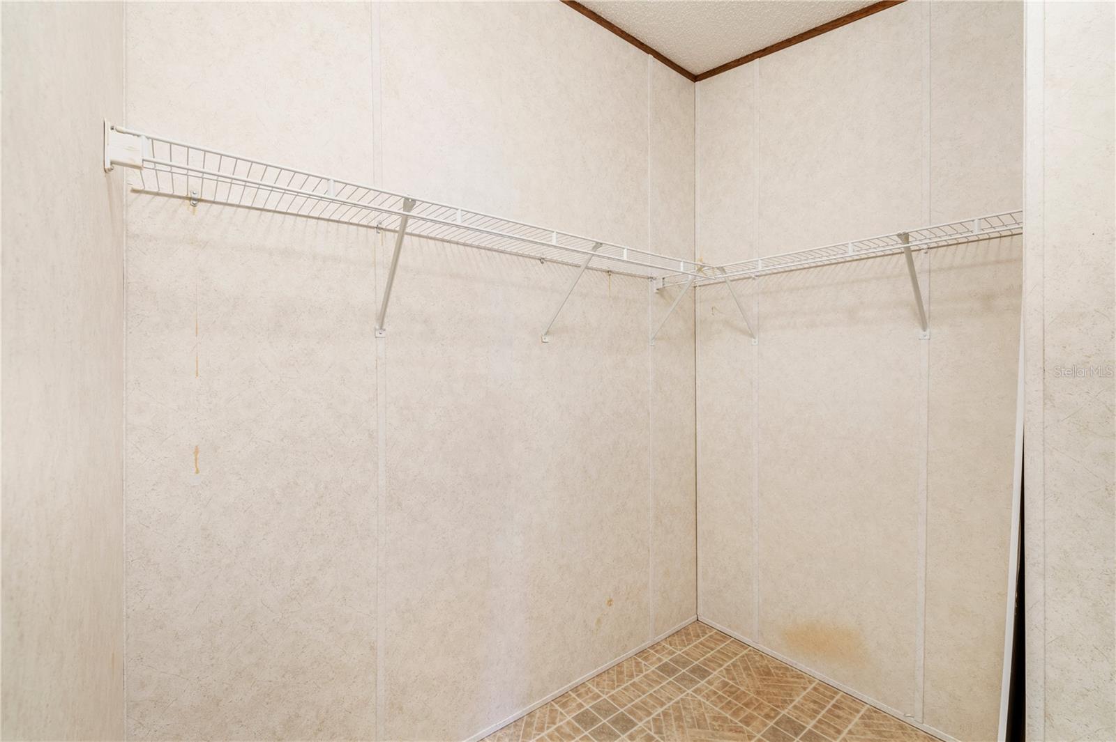 Image 21 of 49 For 32443 Memory Lane