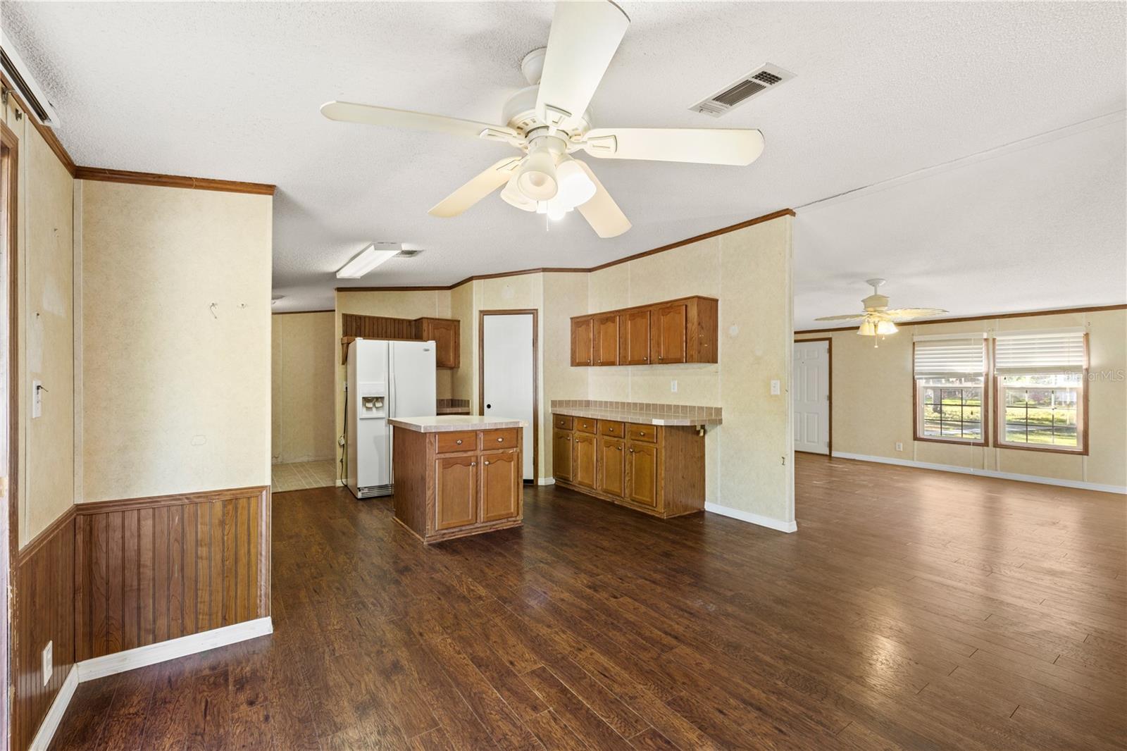 Image 25 of 49 For 32443 Memory Lane