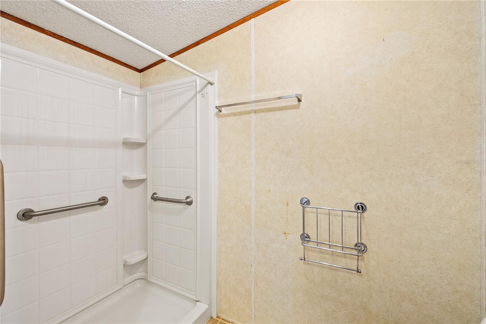 Image 37 of 49 For 32443 Memory Lane