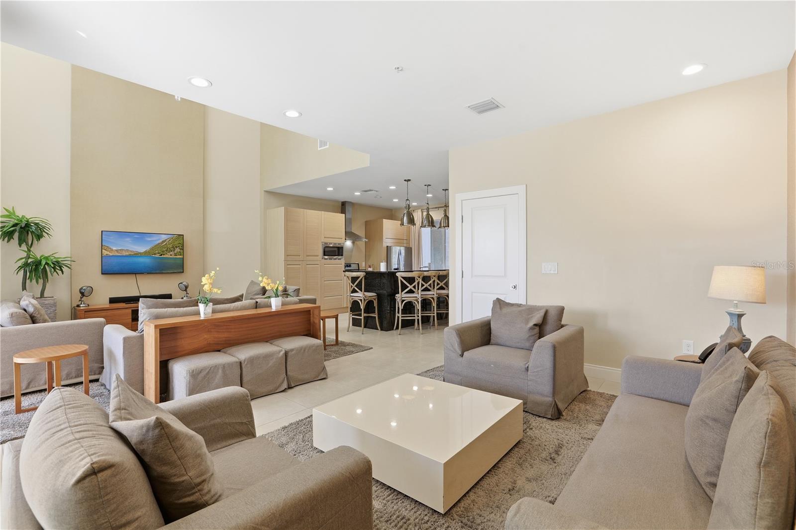 Image 14 of 47 For 3113 Brasilia Avenue