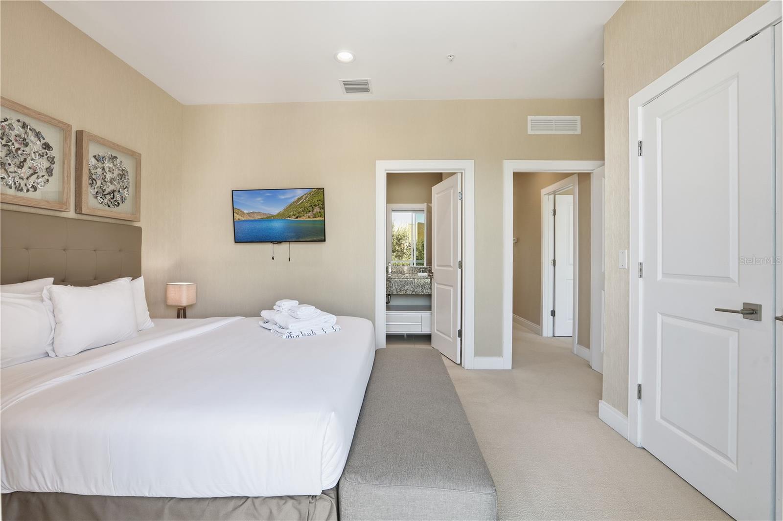 Image 23 of 47 For 3113 Brasilia Avenue