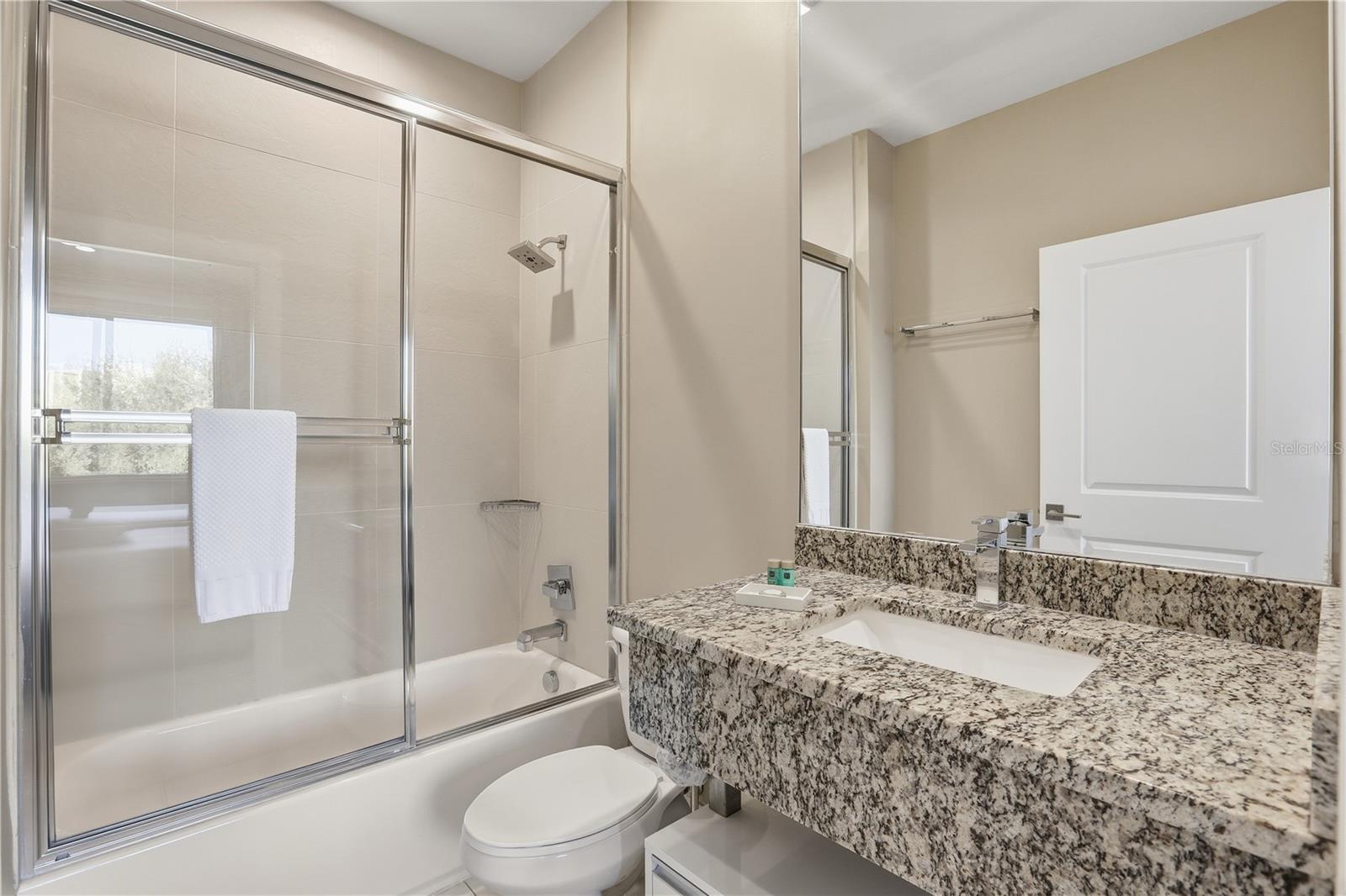 Image 24 of 47 For 3113 Brasilia Avenue