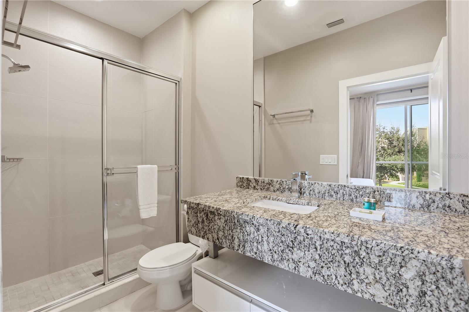 Image 28 of 47 For 3113 Brasilia Avenue