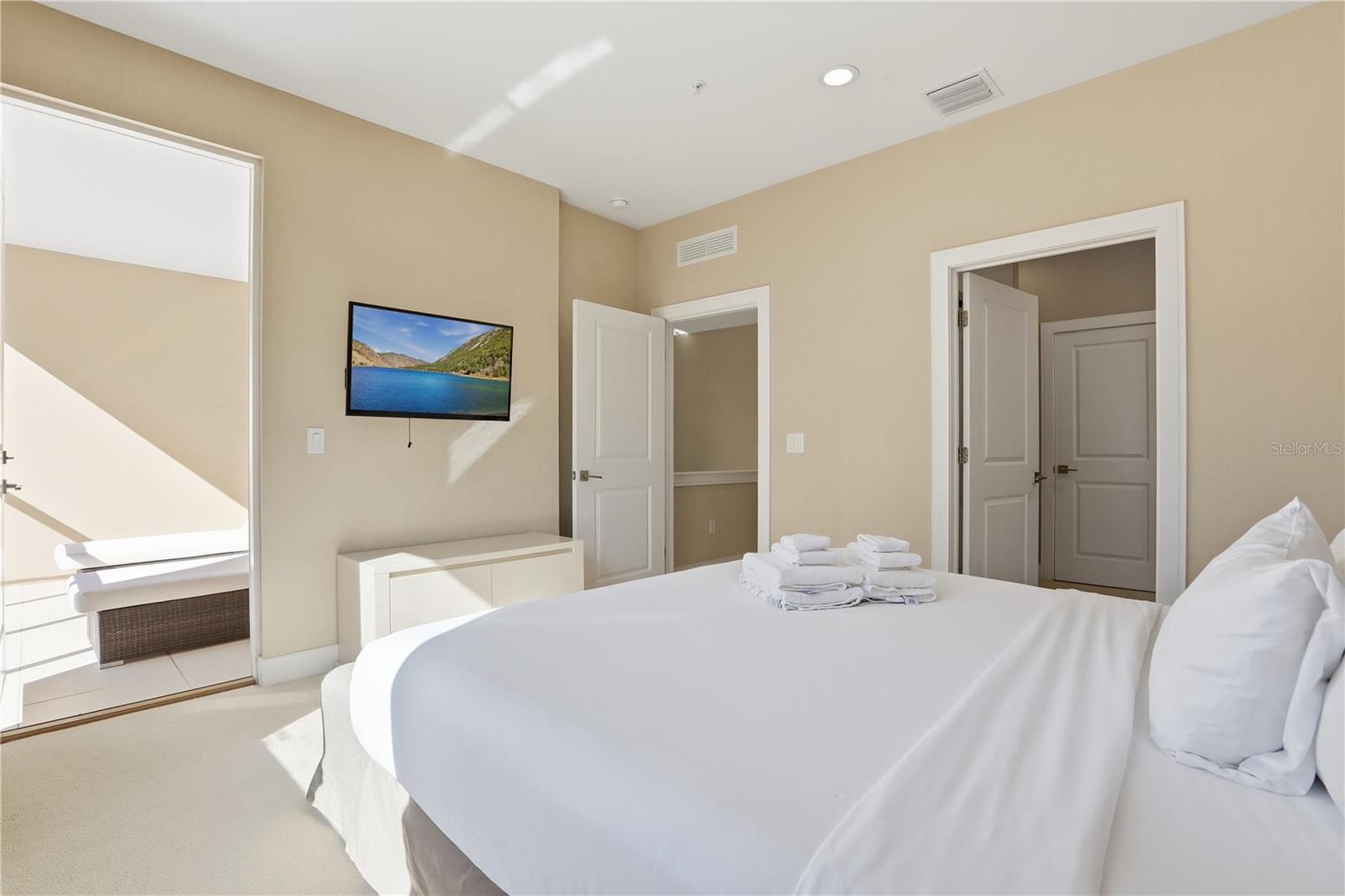 Image 29 of 47 For 3113 Brasilia Avenue