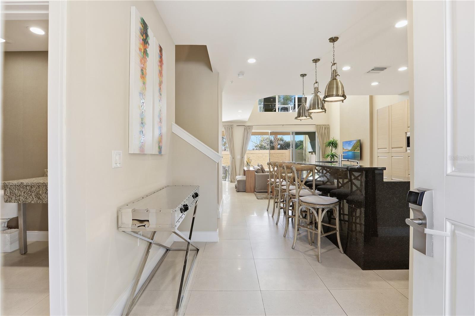 Image 3 of 47 For 3113 Brasilia Avenue