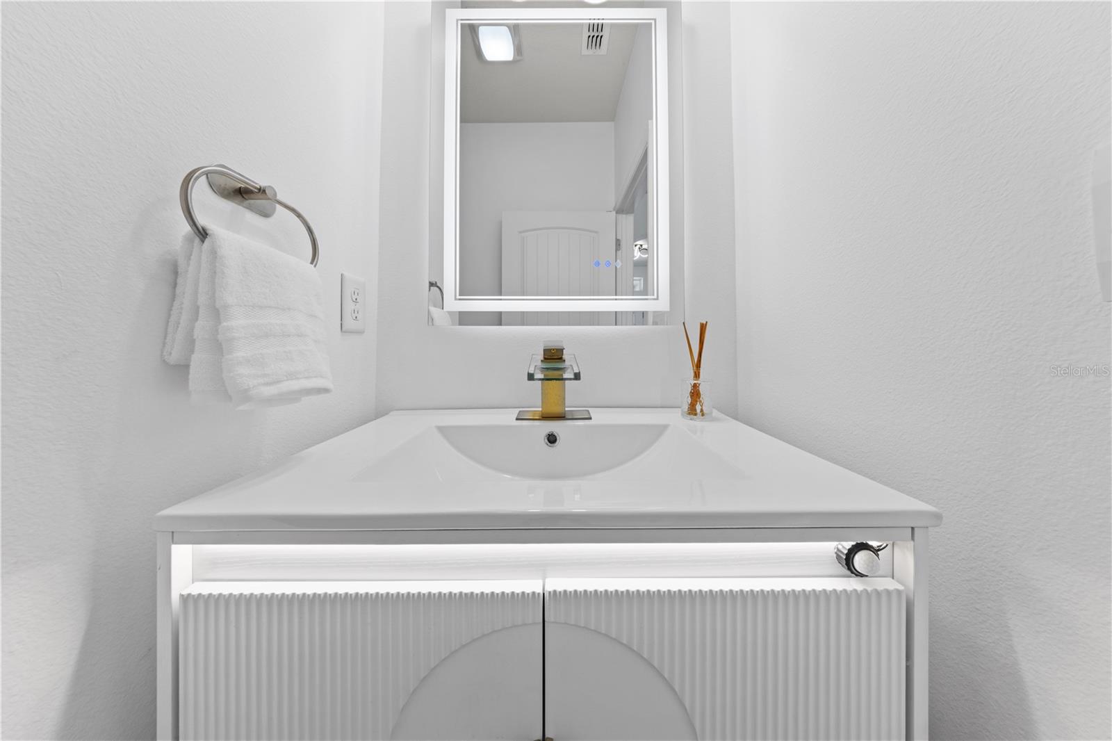 Image 29 of 60 For 14416 Travois Way