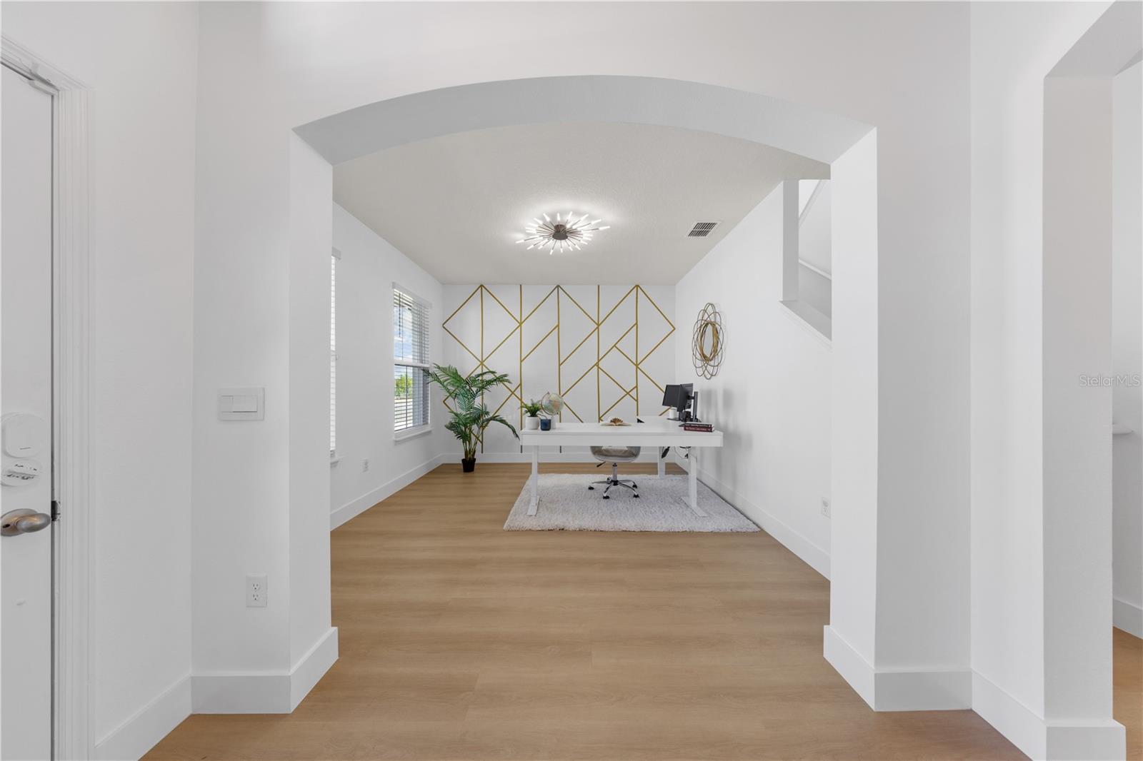 Image 4 of 60 For 14416 Travois Way