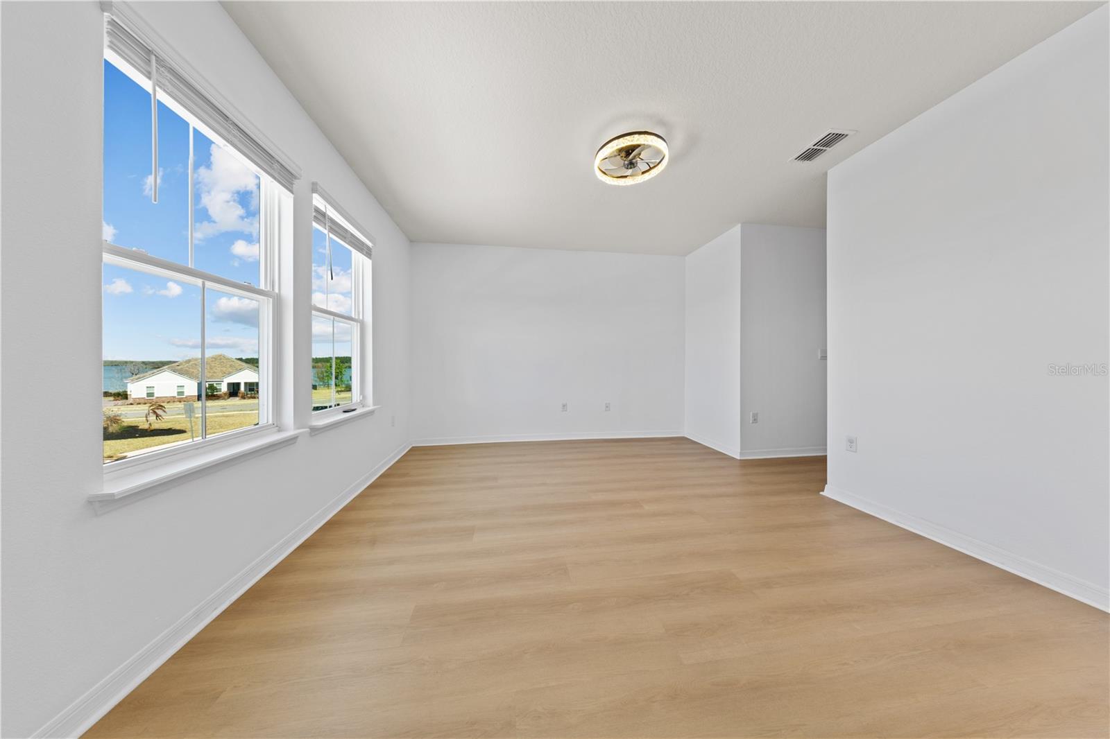 Image 45 of 60 For 14416 Travois Way