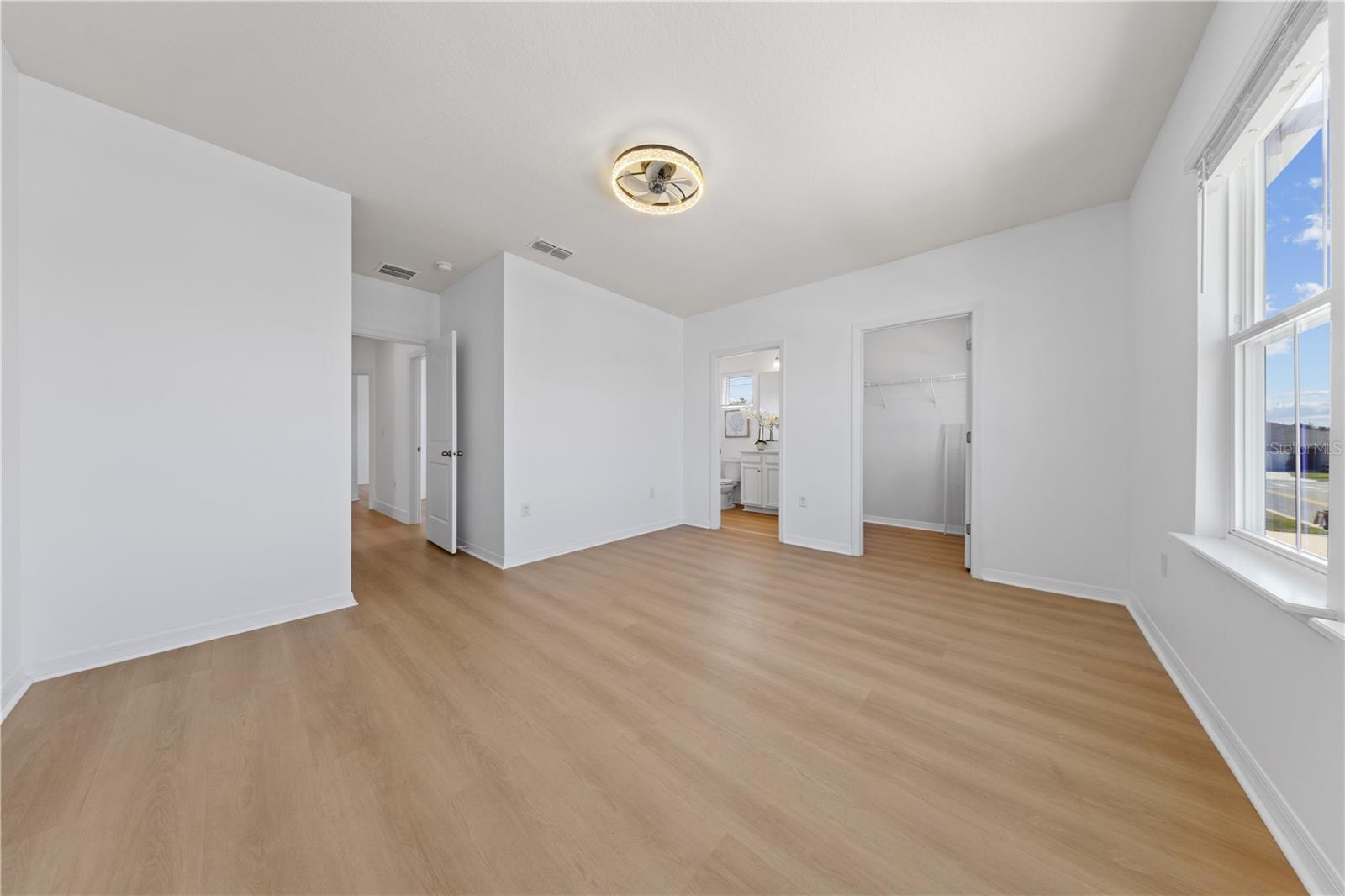 Image 46 of 60 For 14416 Travois Way