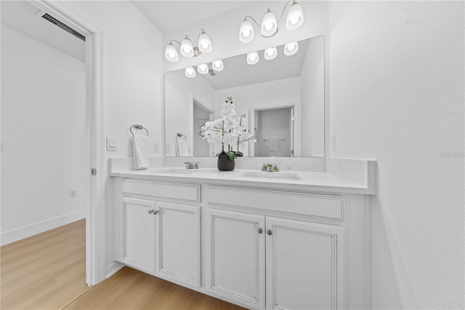 Image 8 of 60 For 14416 Travois Way