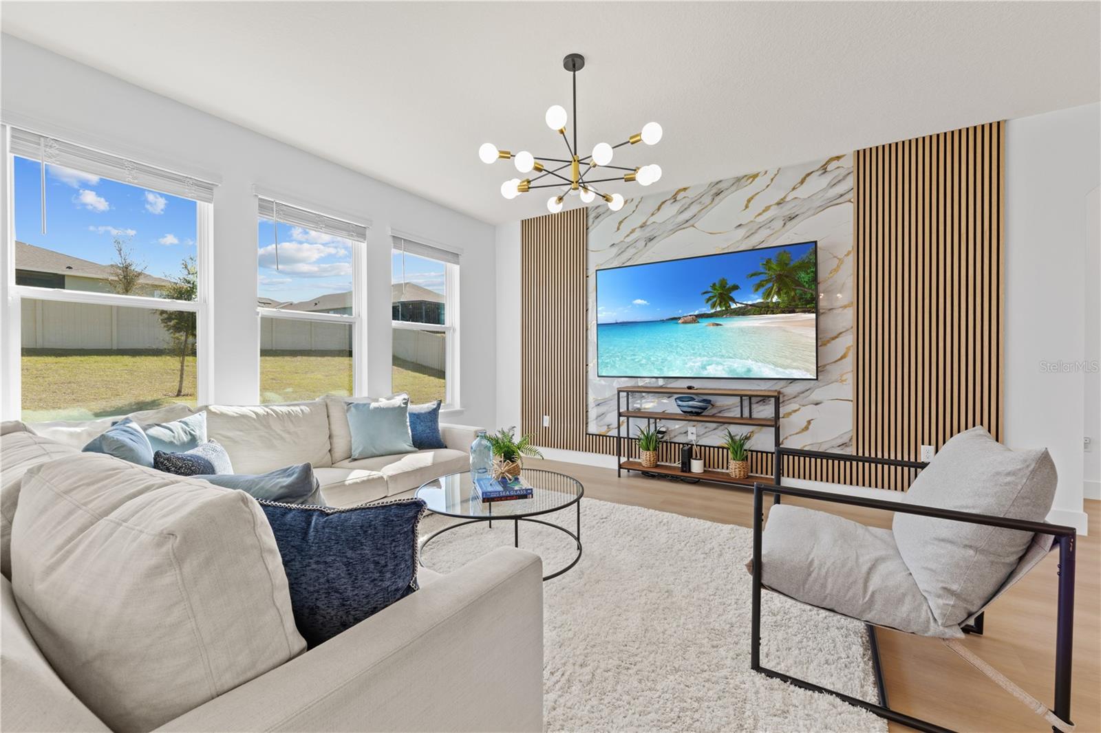 Image 9 of 60 For 14416 Travois Way