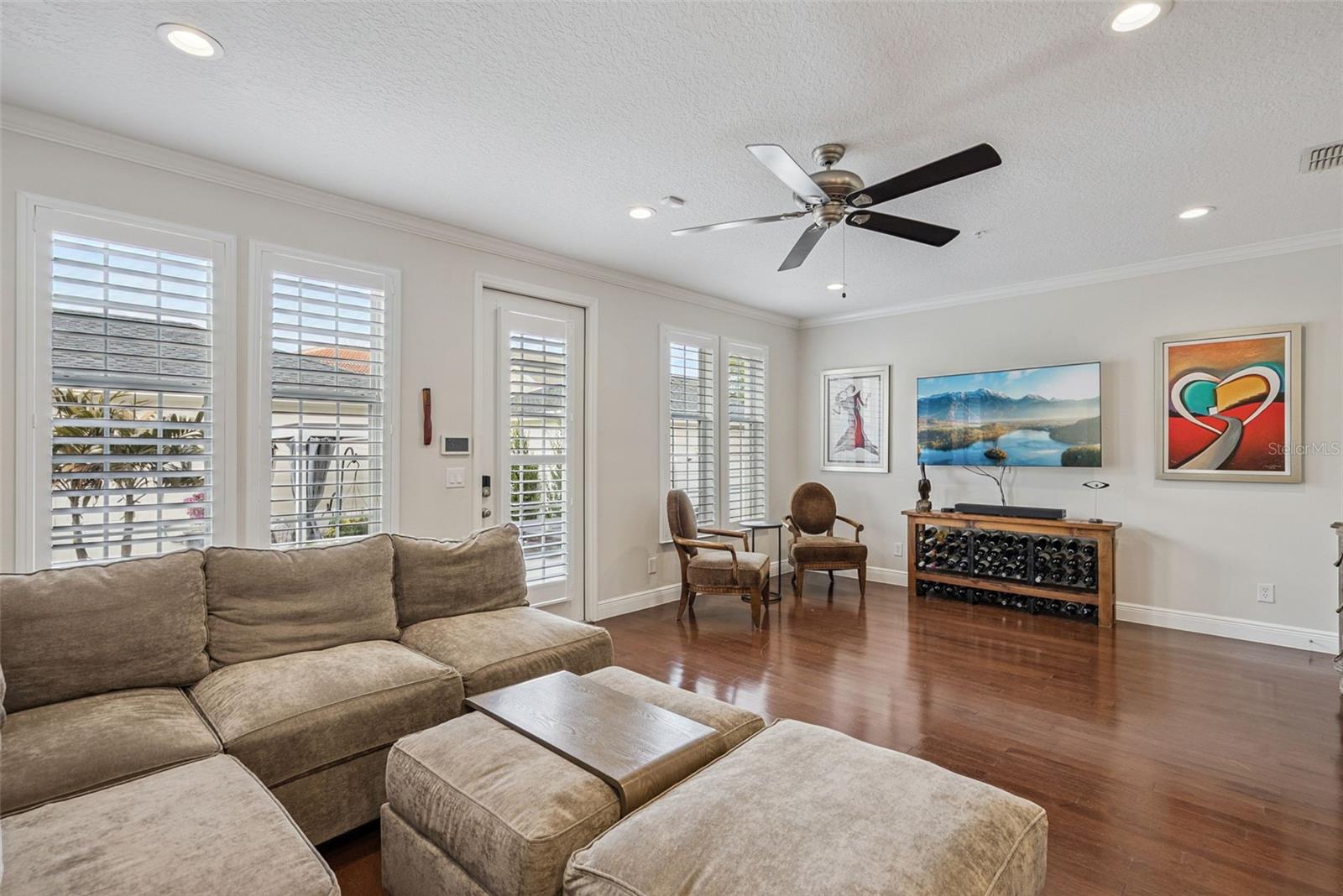 Image 7 of 20 For 5423 Baldwin Park Street