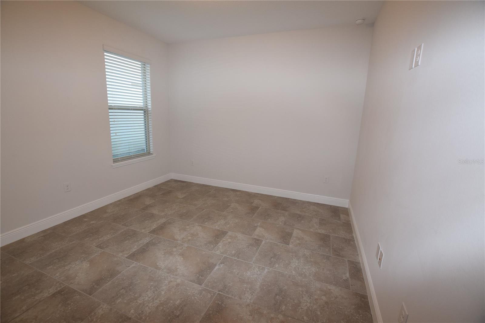 Image 20 of 23 For 10284 Atwater Bay Drive