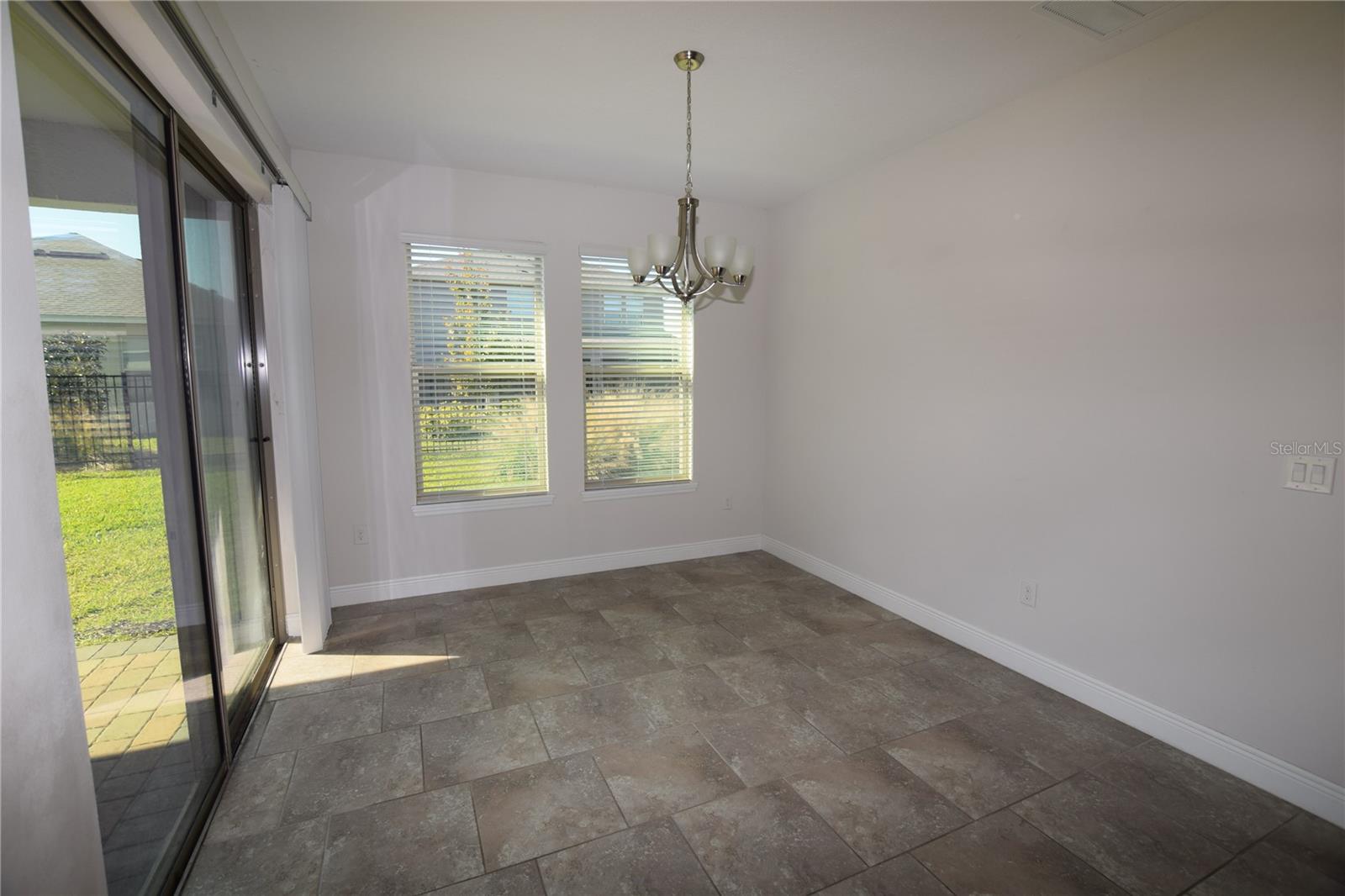 Image 5 of 23 For 10284 Atwater Bay Drive