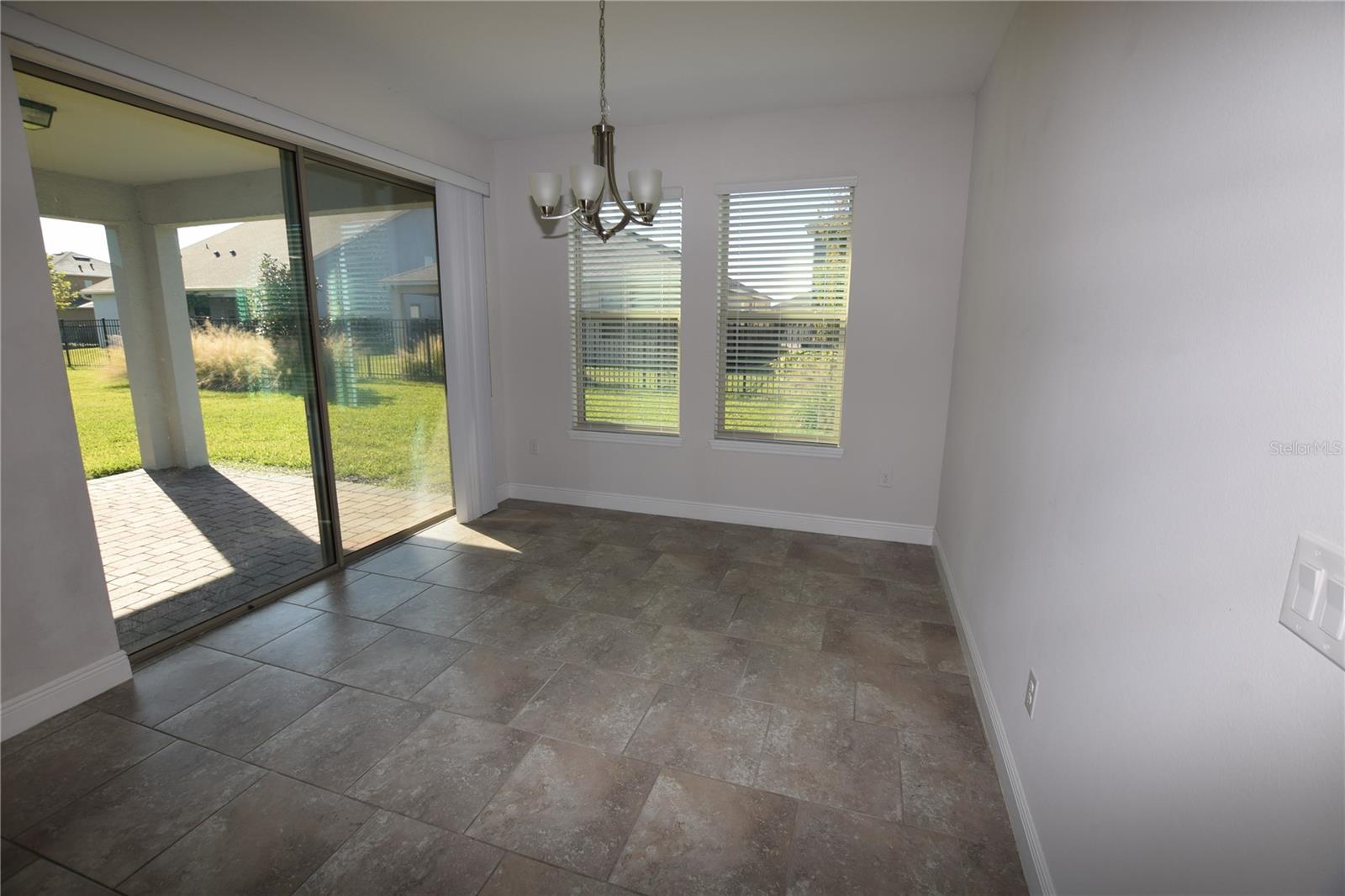 Image 6 of 23 For 10284 Atwater Bay Drive