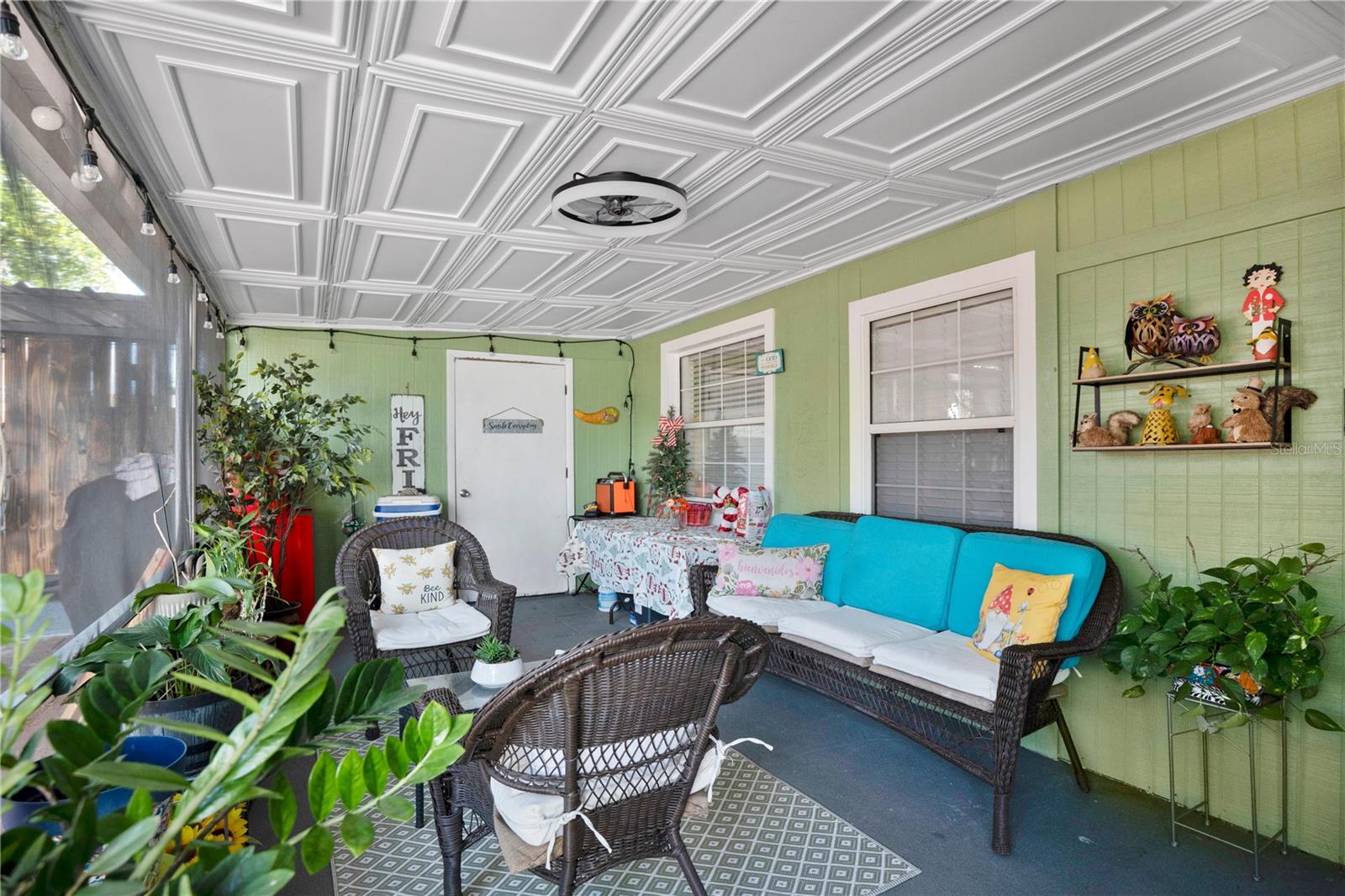 Image 23 of 35 For 3123 Graceland Court