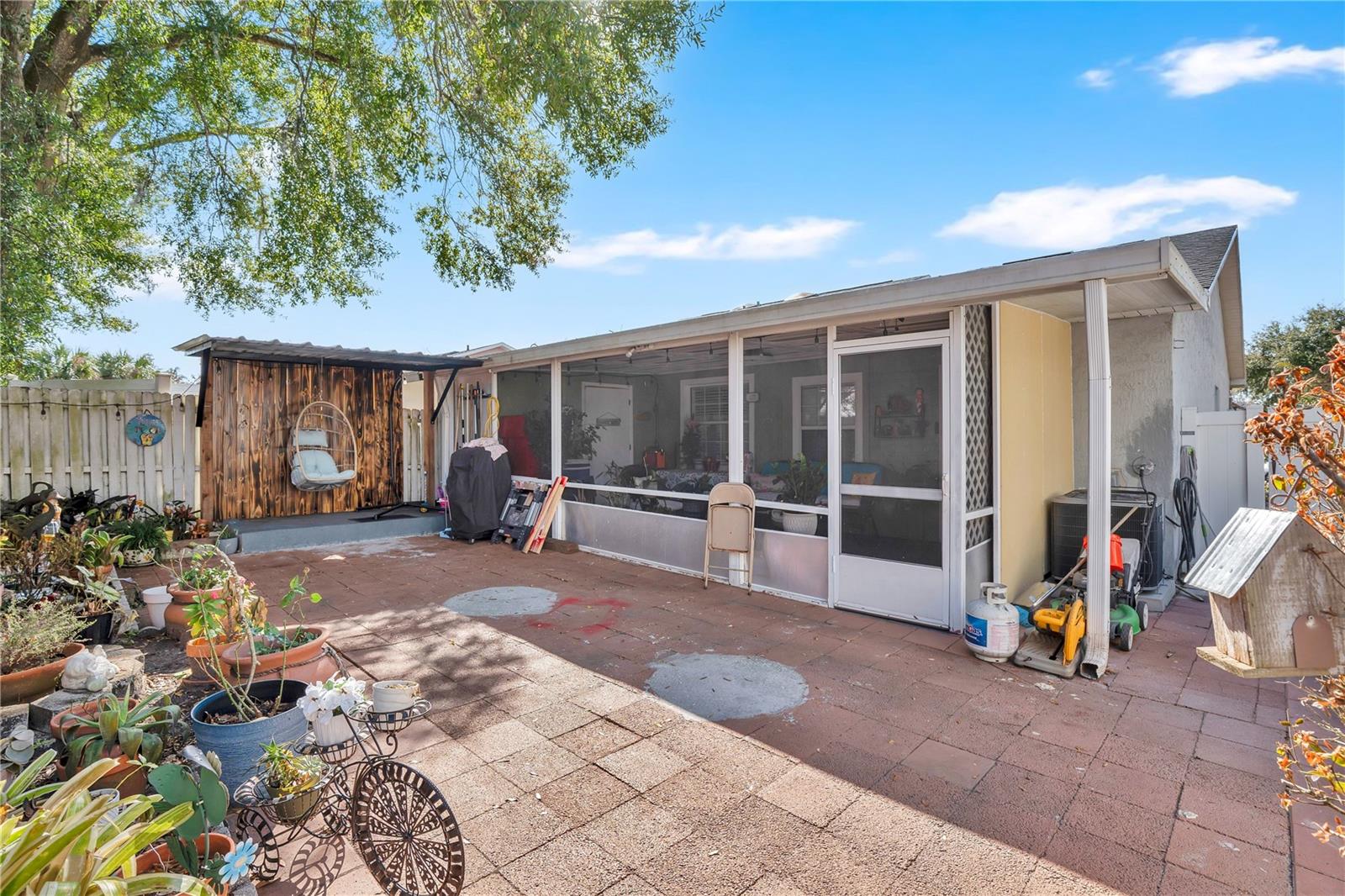 Image 26 of 35 For 3123 Graceland Court