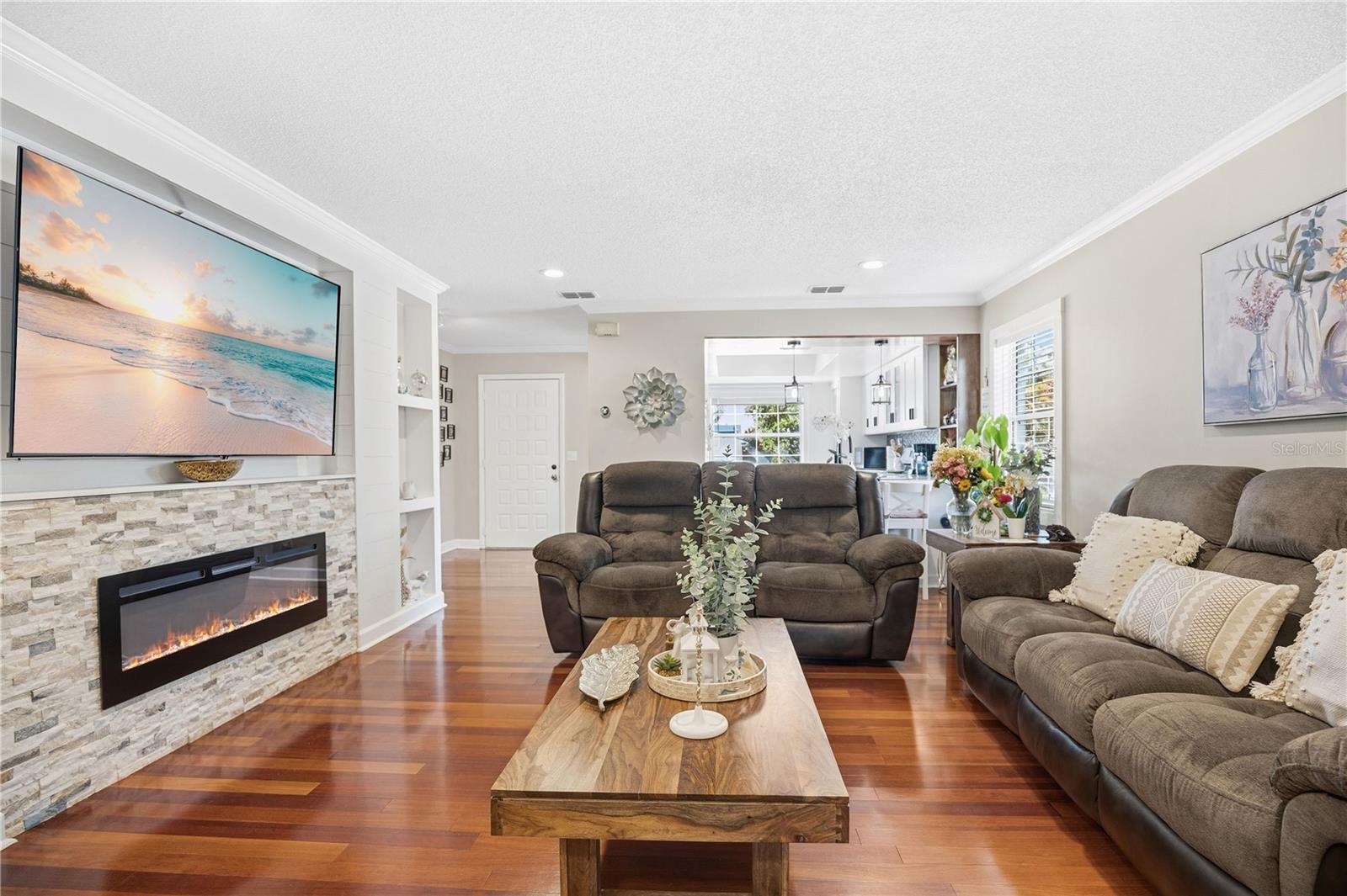 Image 9 of 35 For 3123 Graceland Court