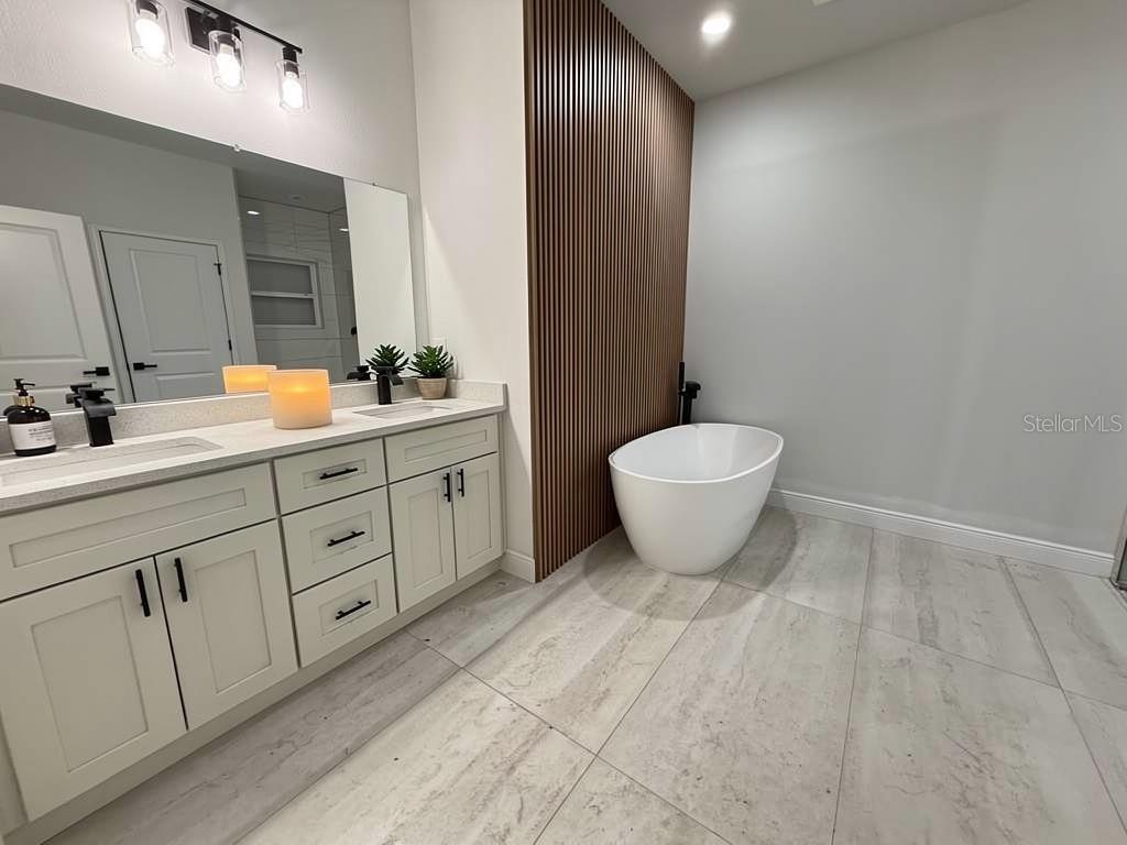 Image 11 of 20 For 23419 Gemstone Avenue