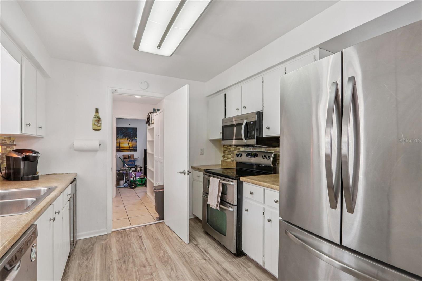 Image 13 of 26 For 209 Tropic Way