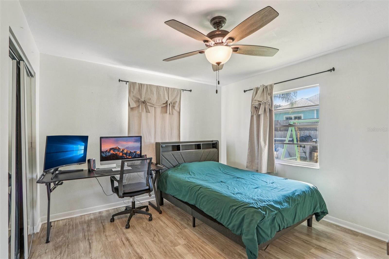 Image 18 of 26 For 209 Tropic Way