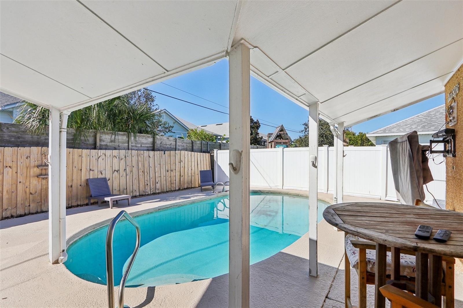 Image 24 of 26 For 209 Tropic Way