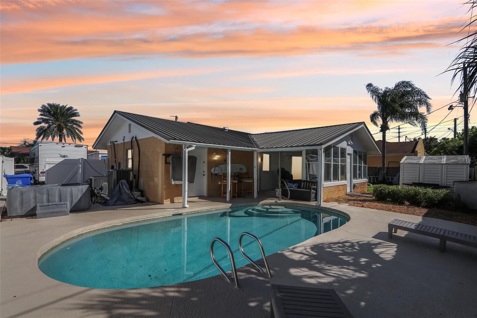 Image 3 of 26 For 209 Tropic Way